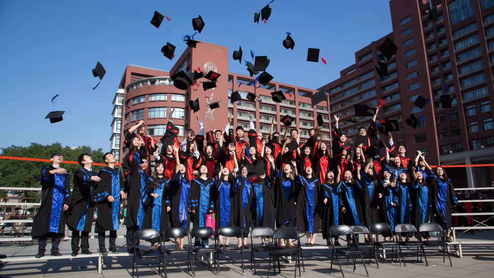 psy_students.jpg